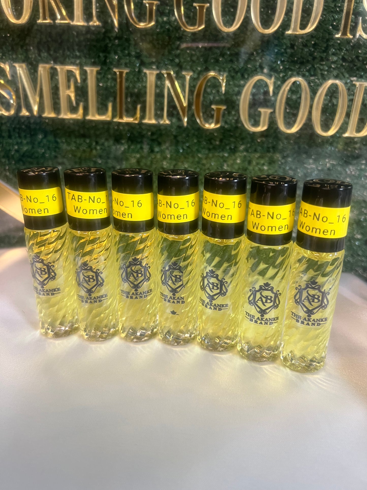 Perfume oil TAB NO_16(women)10ml 6pcs notes of smooth vanilla,Sweet, woody, or smoky