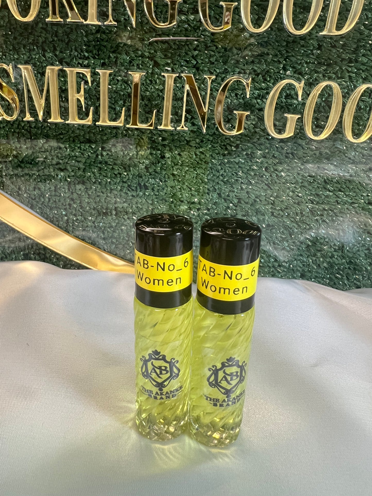 Perfume oil TAB NO_6(women)10ml 2pcs notes of perfume oil heady white tuberose gardenia with banana accord and a touch of muskiness