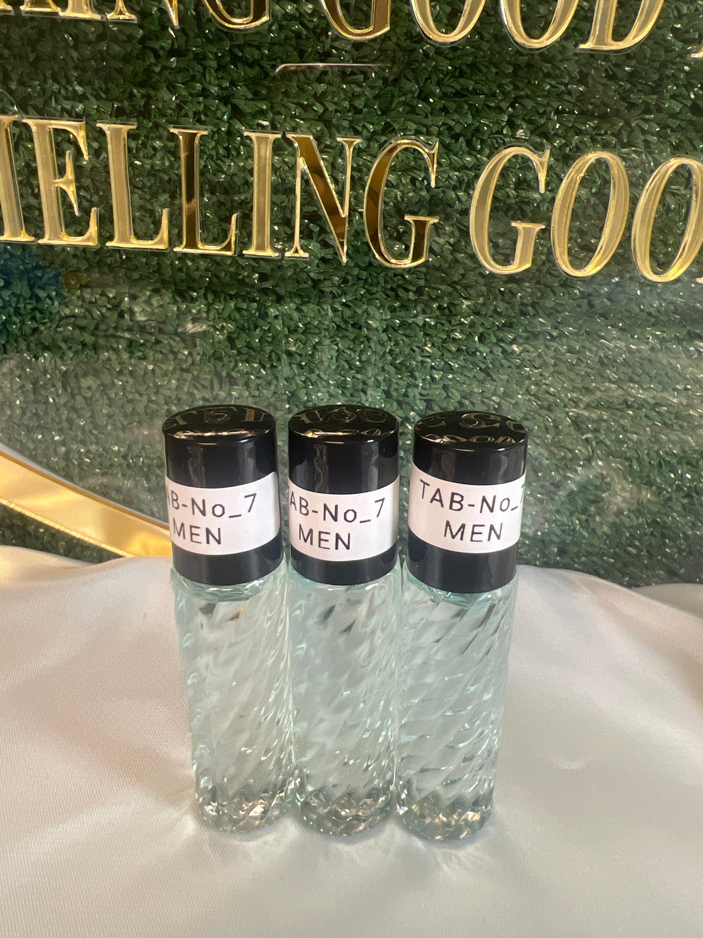 Perfume oil TAB NO7(men)10ml 3pcs mandarin, pink pepper, peach, lilac, geranium, amber and patchouli.