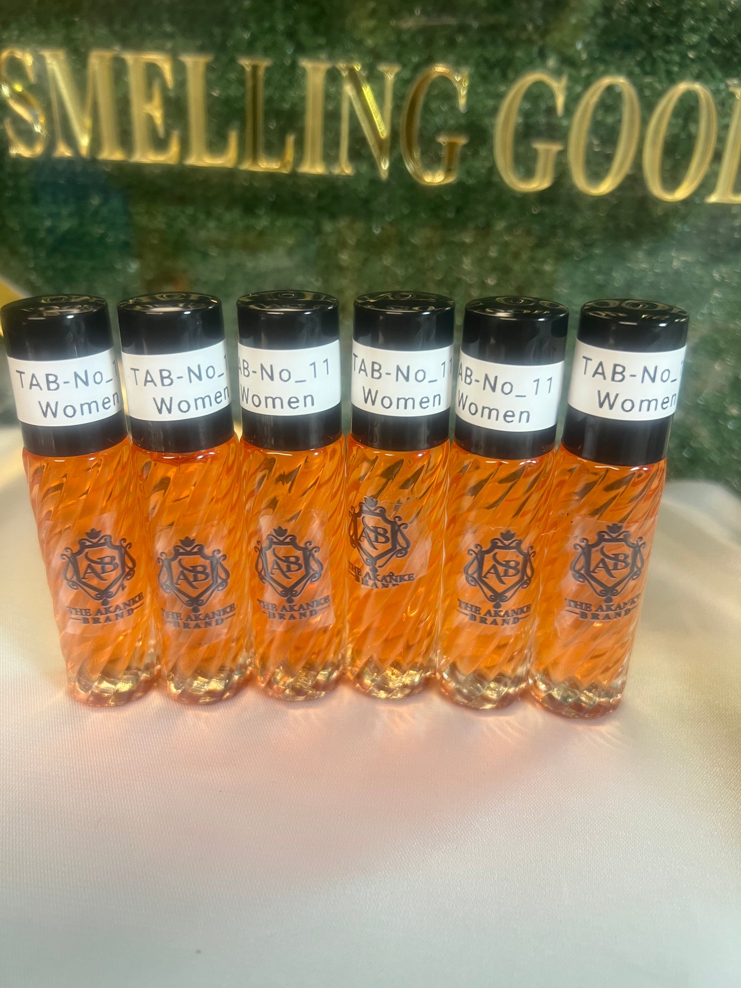 Perfume oil TAB NO_11(women)10ml 6pcs notes of spicy musk mandarin, tonka bean and sandalwood.