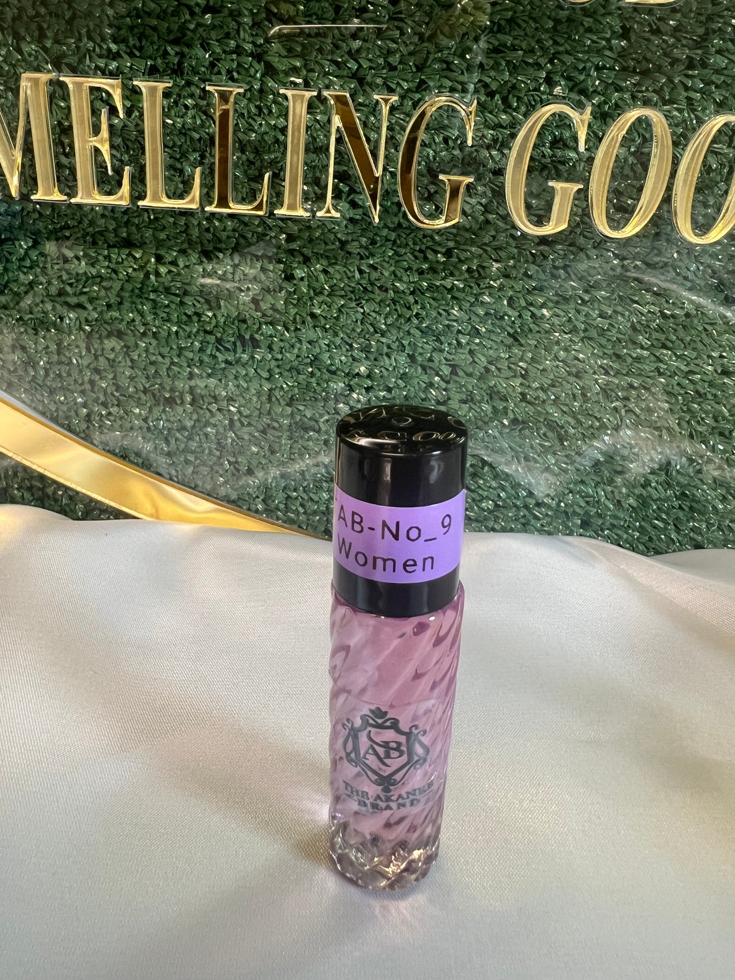 Perfume oil TAB NO 9(women) 10mlTop notes are Passionfruit, Grapefruit, Pineapple, Tangerine