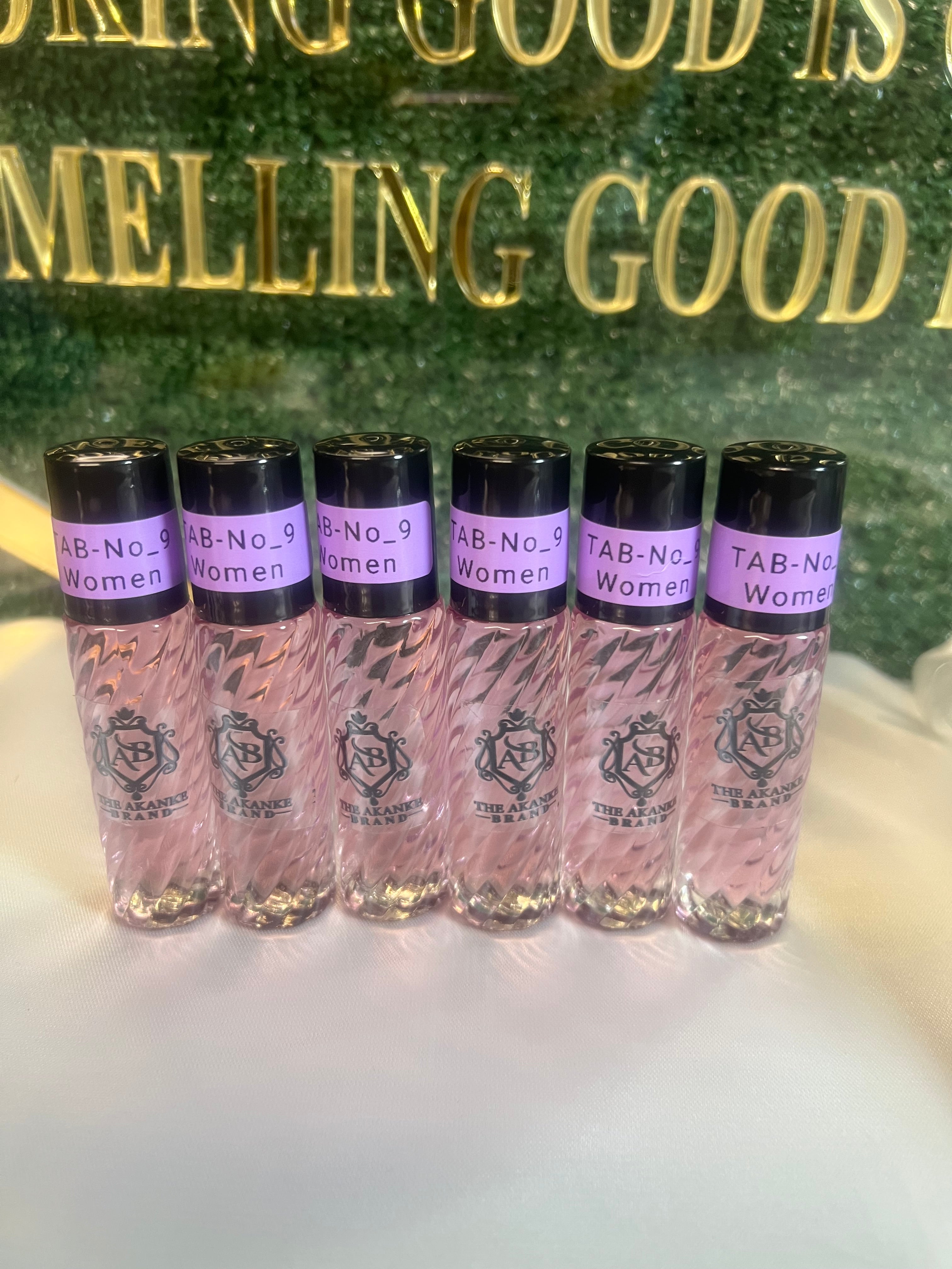 Perfume oil TAB NO 9(women) 6pcs 10mlTop notes are Passionfruit, Grapefruit, Pineapple, Tangerine