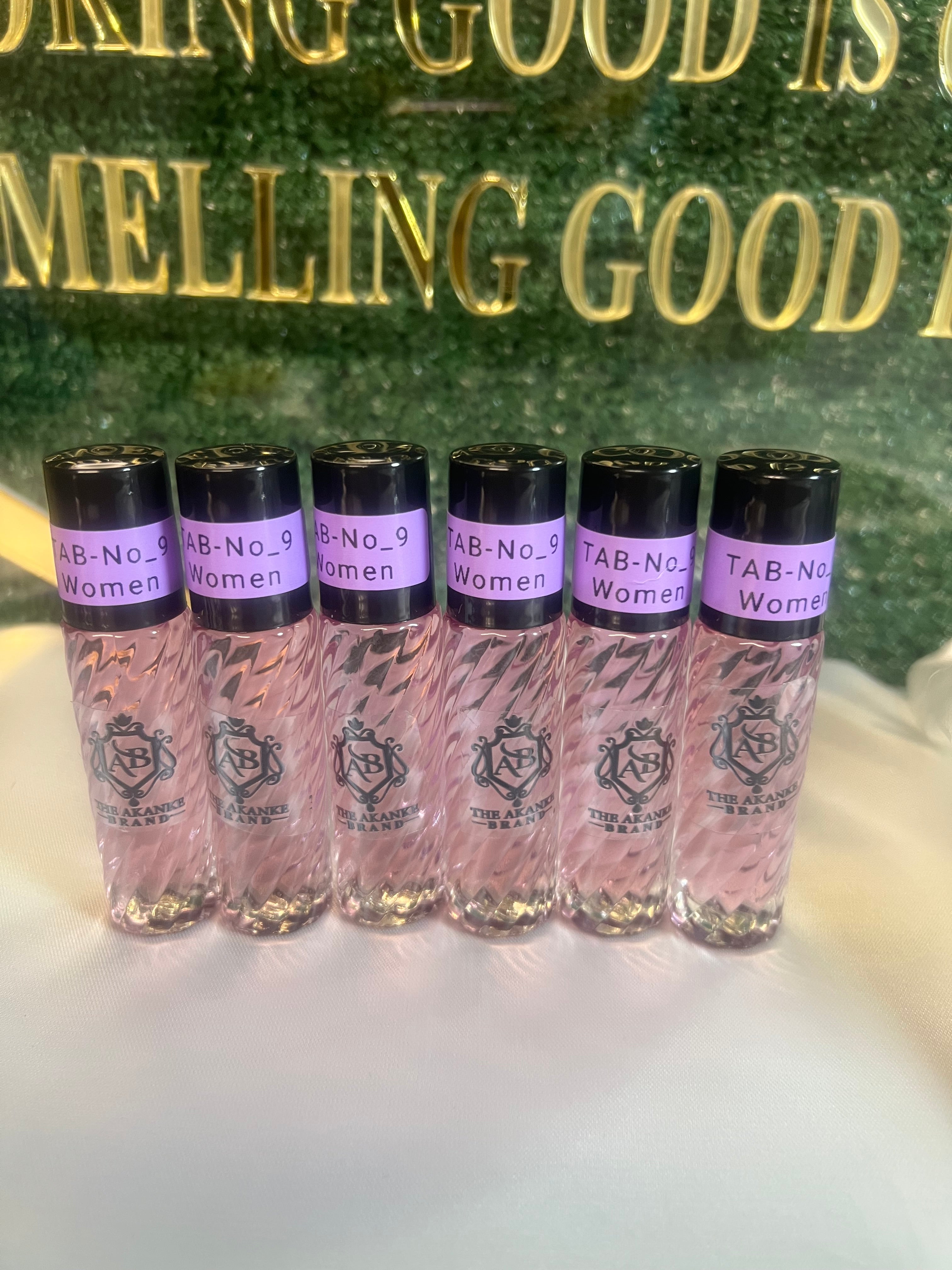 Perfume oil TAB NO 9(women) 6pcs 10mlTop notes are Passionfruit, Grapefruit, Pineapple, Tangerine