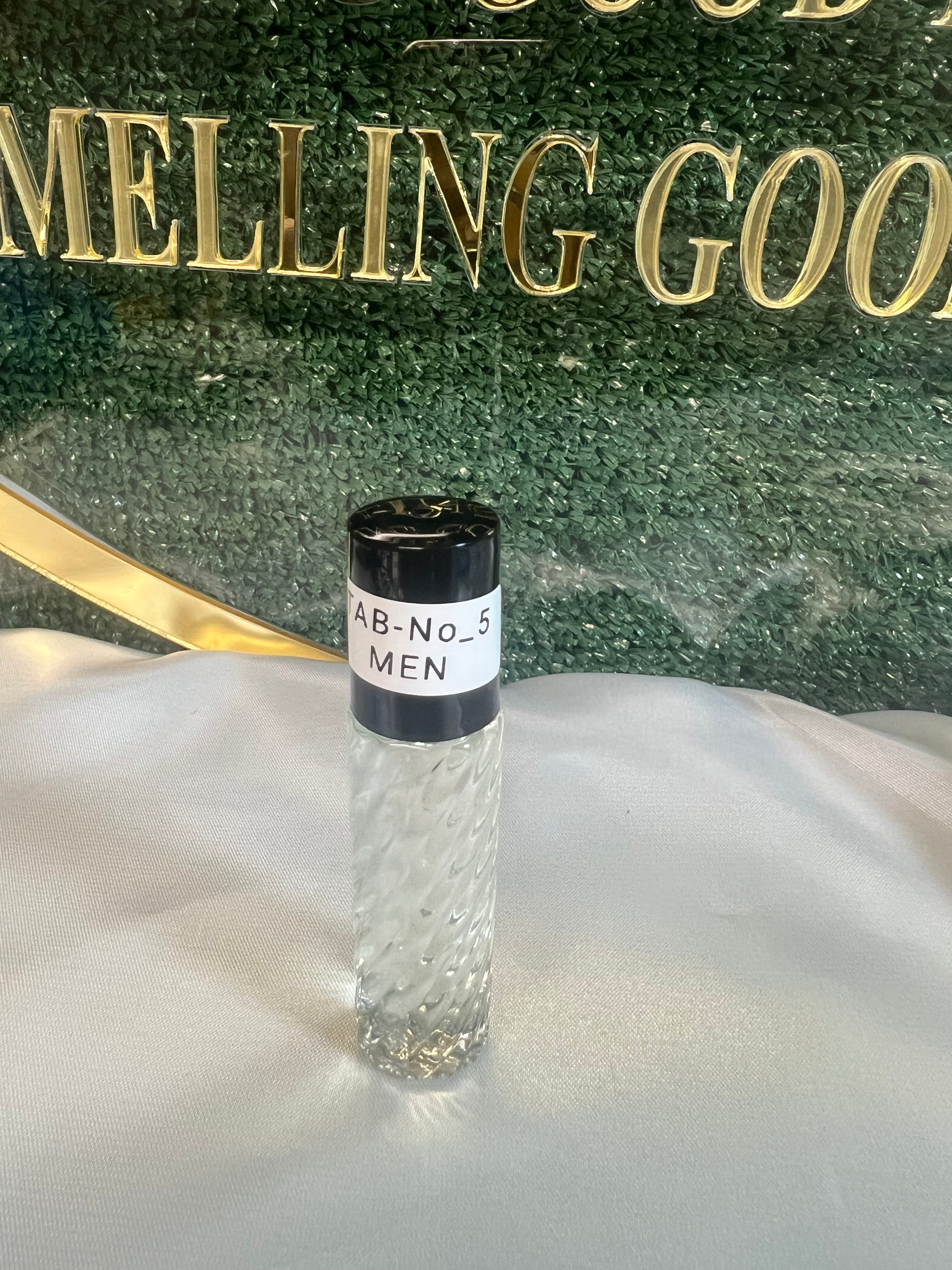 Perfume oil TAB NO5(men)10ml top notes of orange blossom and bergamot, middle notes of cedar, sage, and pepper, and base notes of sea moss, amber, and vetiver