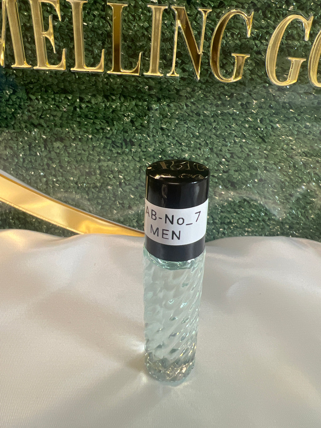 Perfume oil TAB NO7(men)10ml mandarin, pink pepper, peach, lilac, geranium, amber and patchouli.