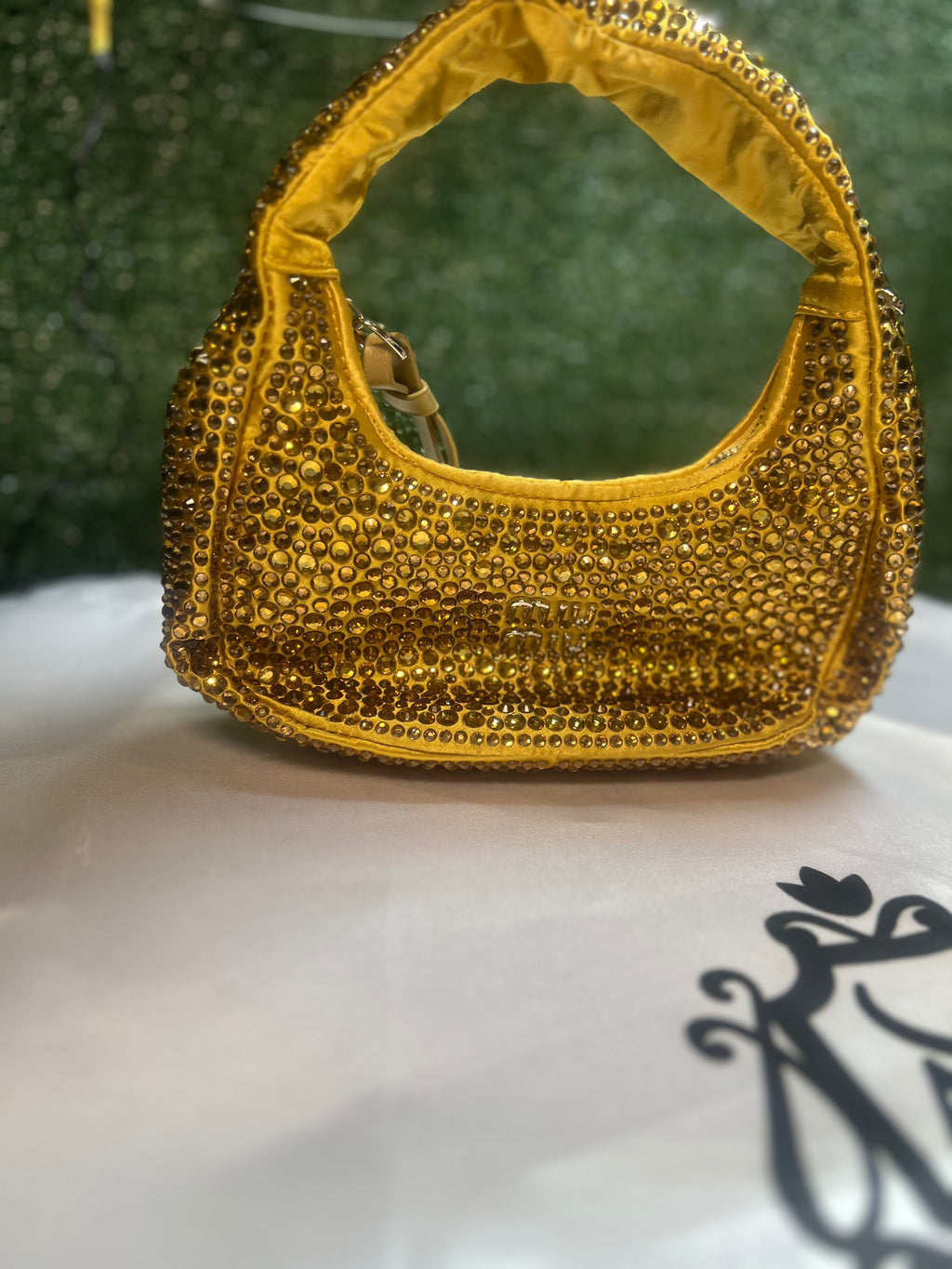 All rhinestone dazzling ladies clutch