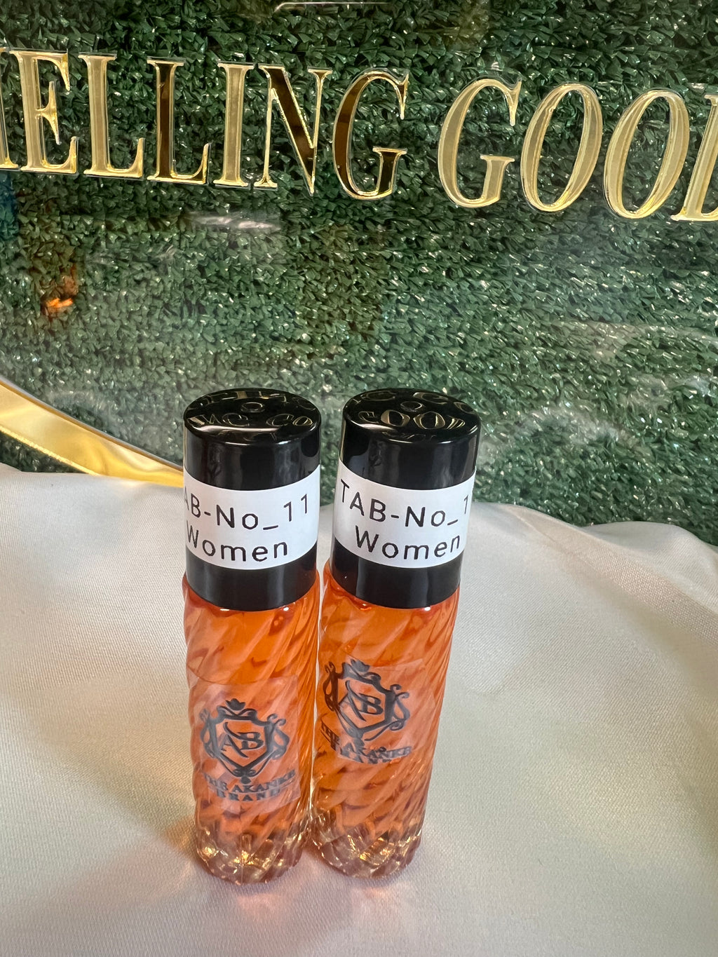 Perfume oil TAB NO_11(women)10ml 2pcs notes of spicy musk mandarin, tonka bean and sandalwood.