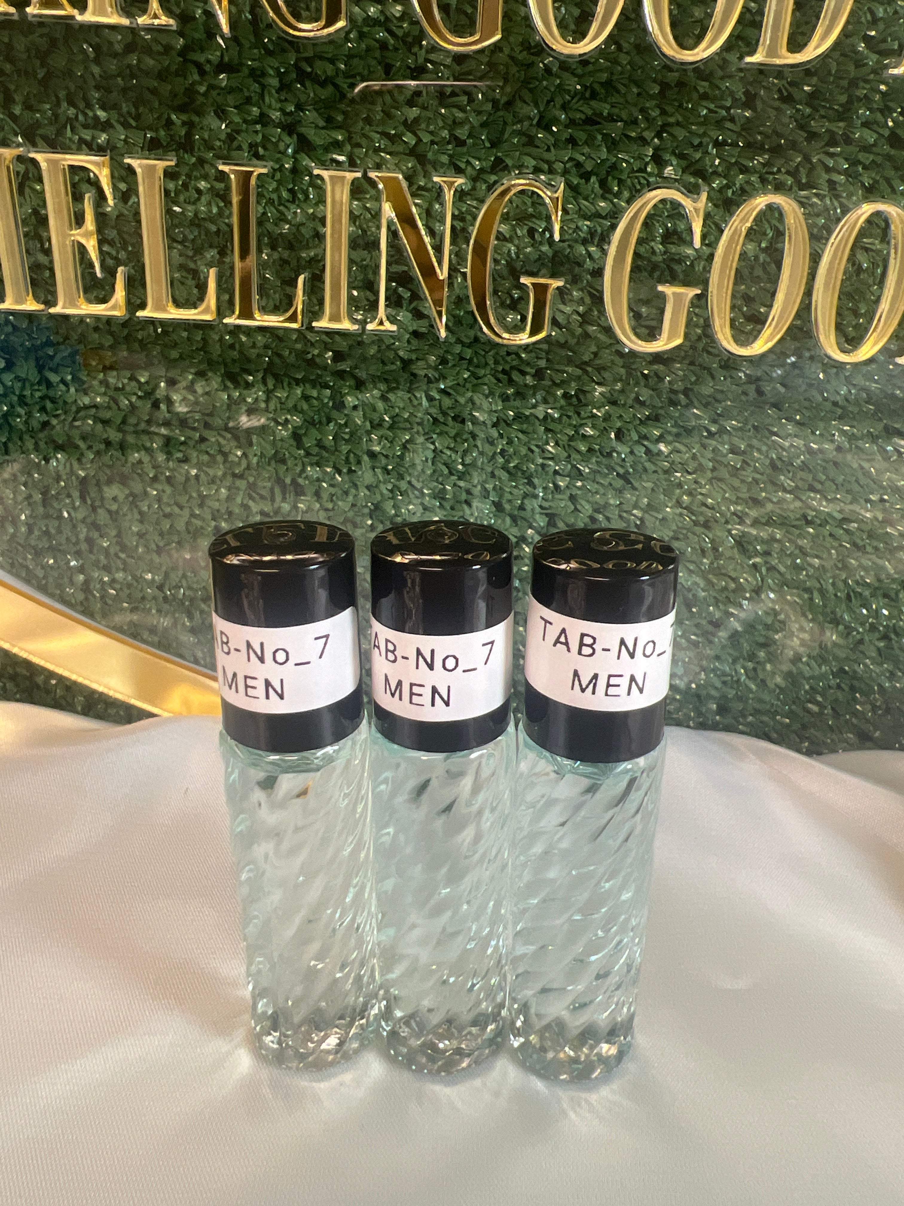 Perfume oil TAB NO7(men)10ml 3pcs mandarin, pink pepper, peach, lilac, geranium, amber and patchouli.