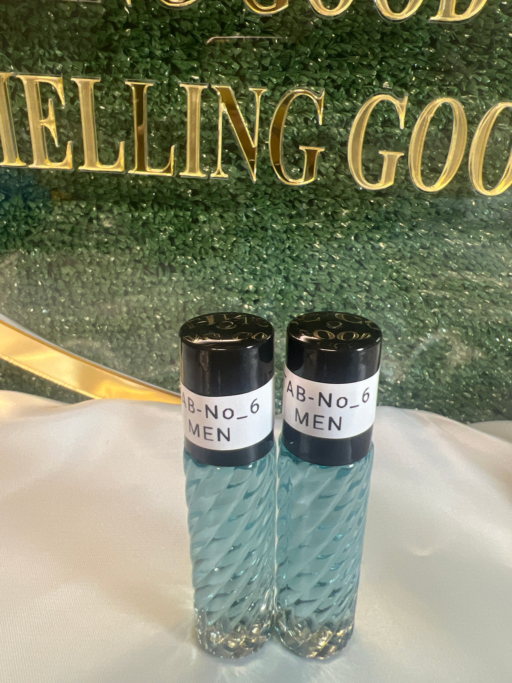 Perfume oil TAB NO 6(men)10ml 2pcs  Perfume oil-Clear and fresh scent of lemon and bitter-fresh rosemary