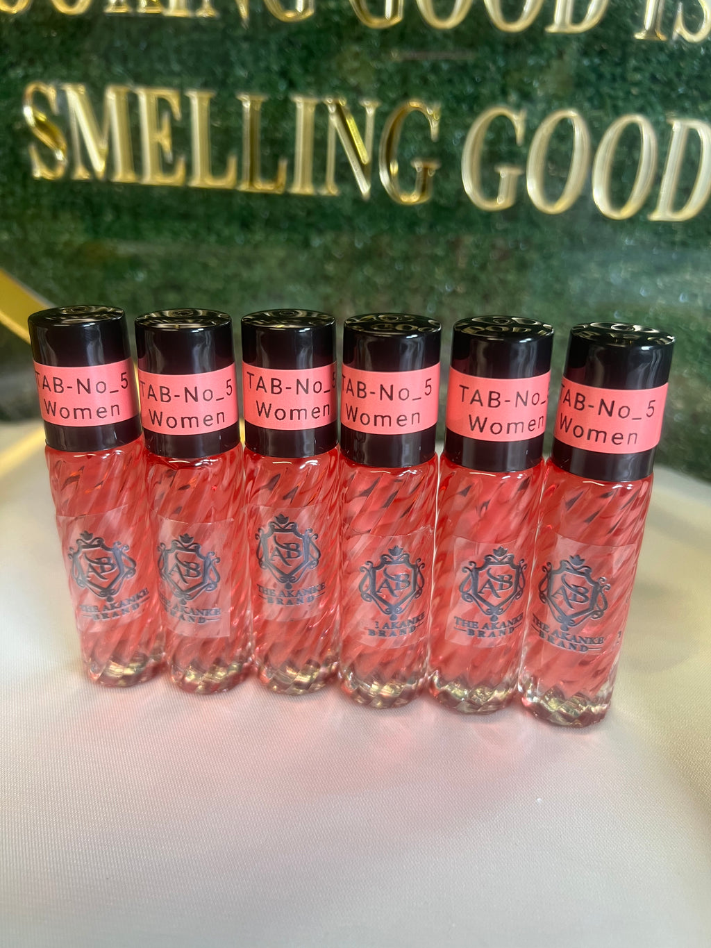 Perfume oil TAB NO5(women)10ml 6pcs Fruitand Quince; middle notes are Peony and Freesia; base notes are Sugar, Almond Cream, Amber, Sandalwood and Musk