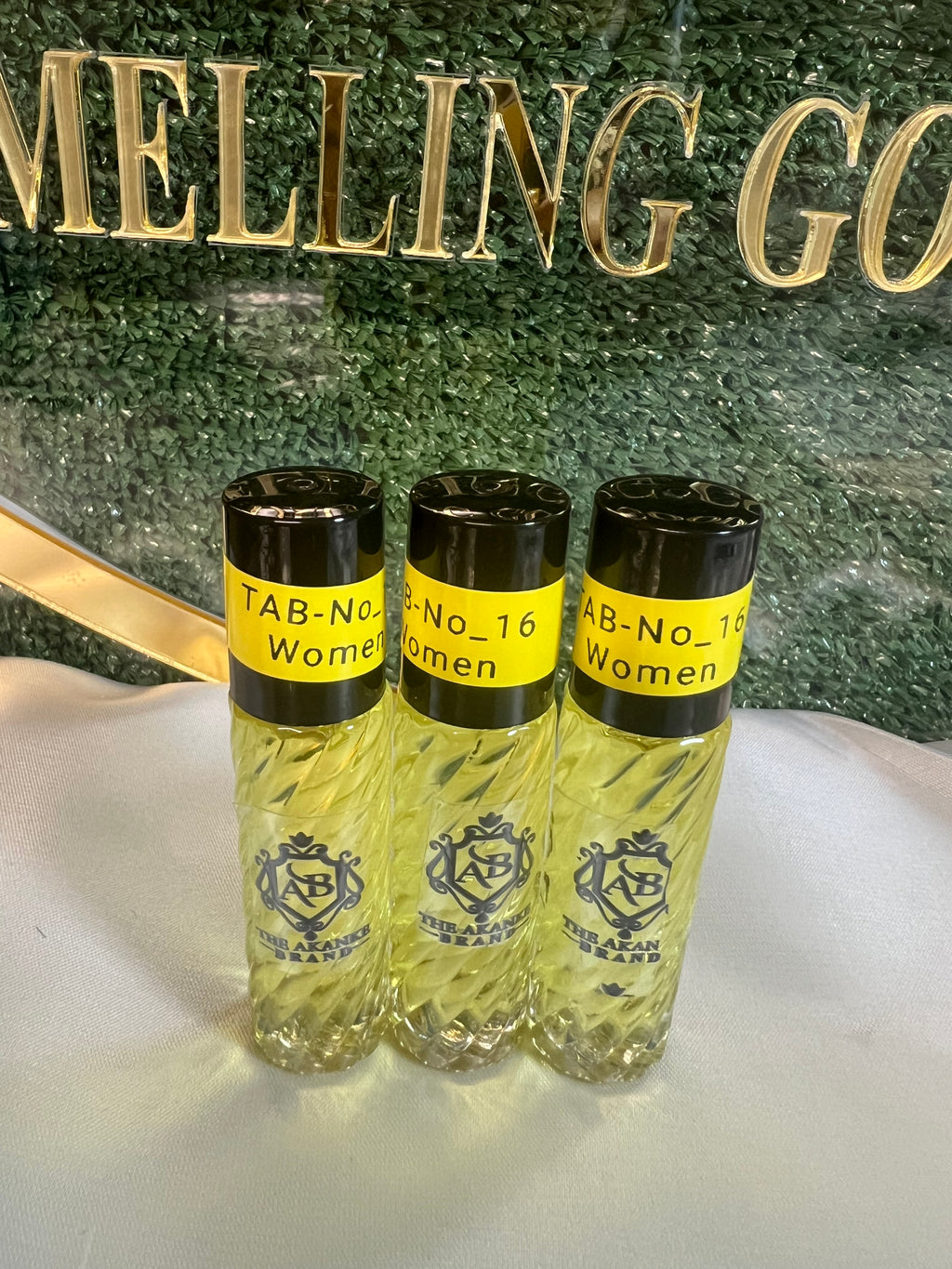 Perfume oil TAB NO_16(women)10ml 3pcs notes of smooth vanilla,Sweet, woody, or smoky